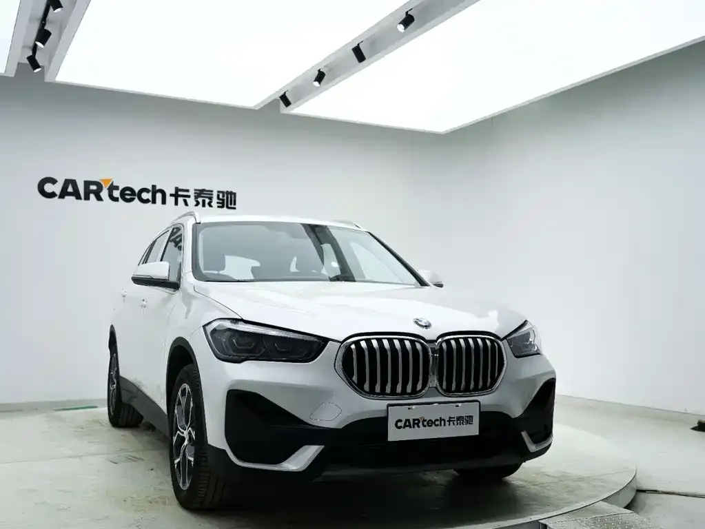 BMW X1 2022 из CN, фото 6