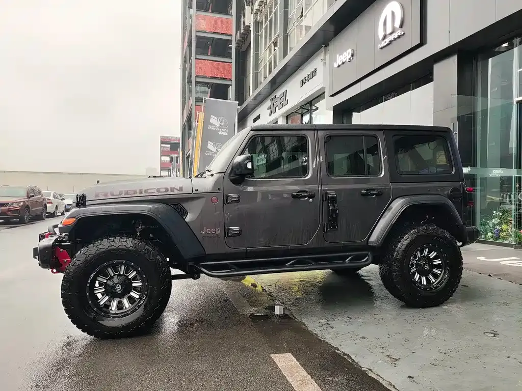 Jeep Wrangler 2023 из CN, фото 7