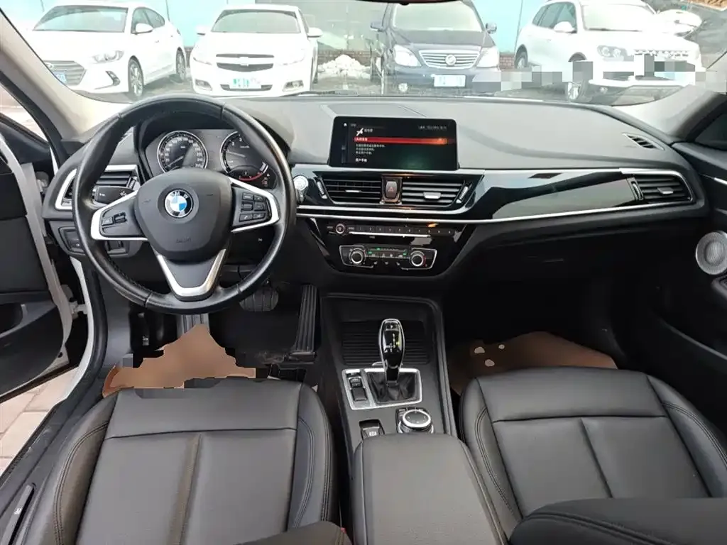 BMW 1 Series 2021 из CN, фото 10