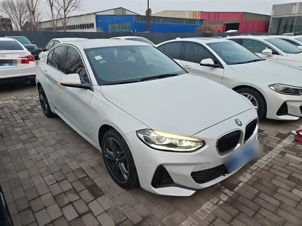 BMW 1 Series 2021 из CN, фото 4