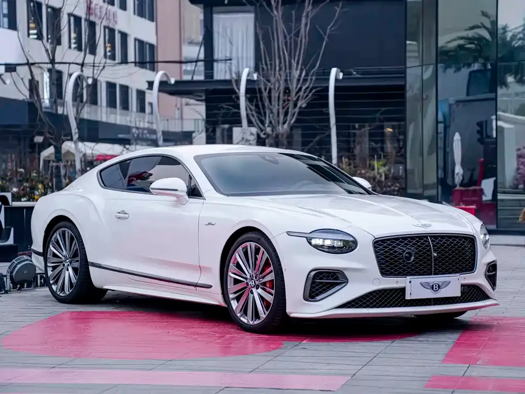 Bentley Continental PHEV 2025 из CN, фото 9