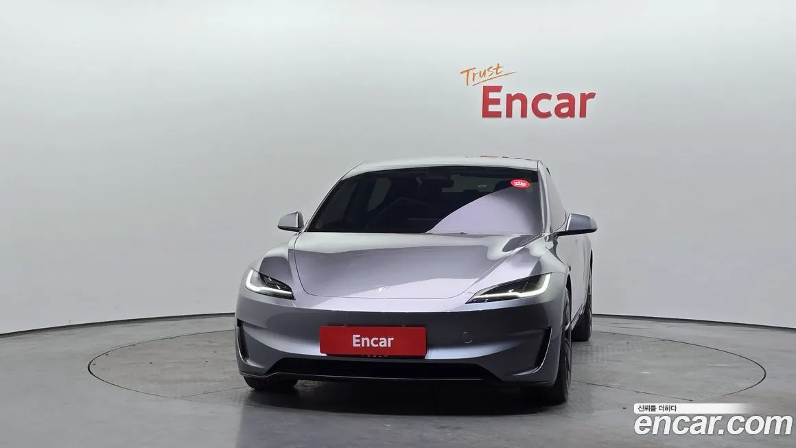 Tesla Model 3 2025 из KR, фото 5