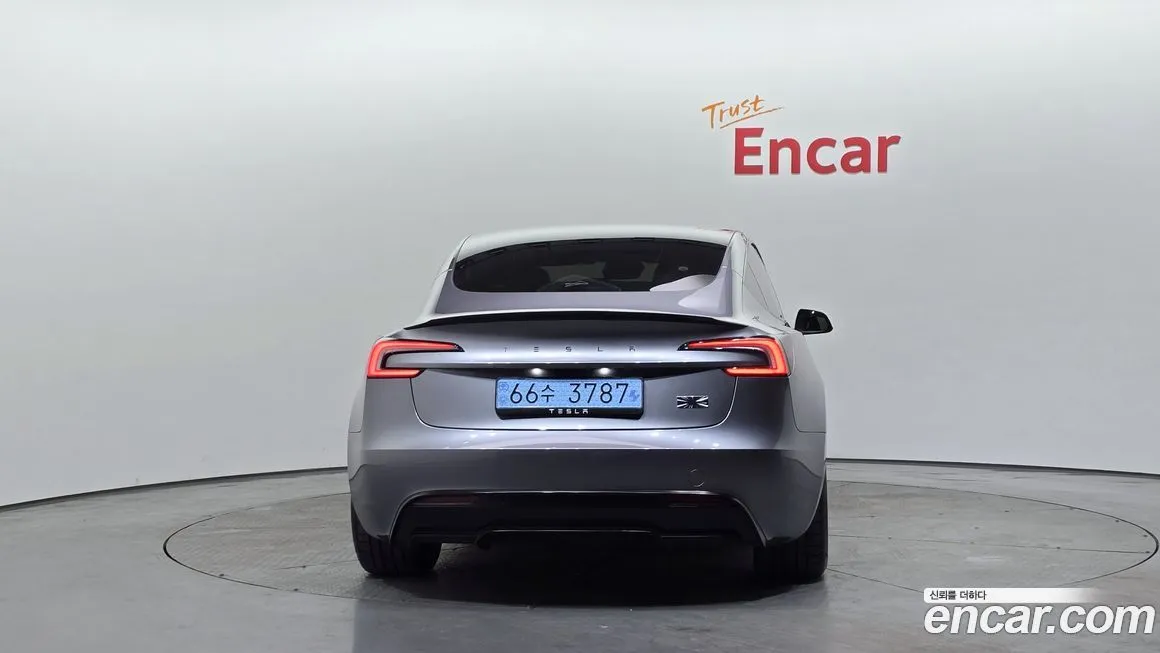 Tesla Model 3 2025 из KR, фото 6