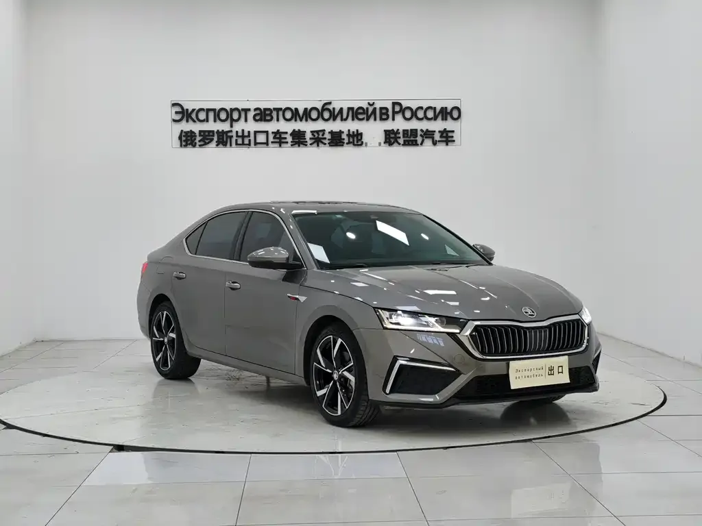 Skoda Octavia — фото 3
