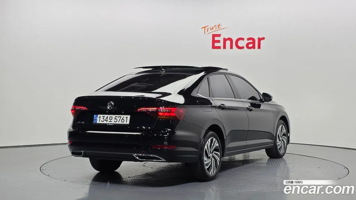 Volkswagen Jetta 2021 из KR, фото 2
