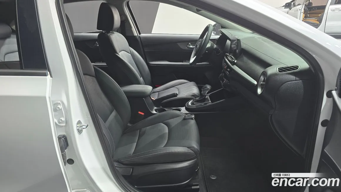 Kia K3 2021 из KR, фото 10