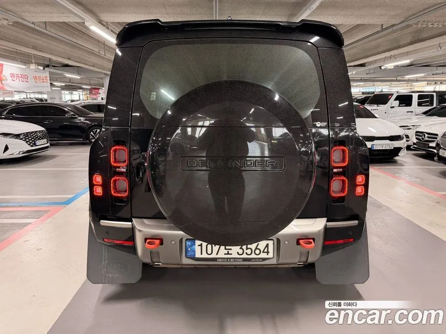 Land Rover Defender 2023 из KR, фото 3