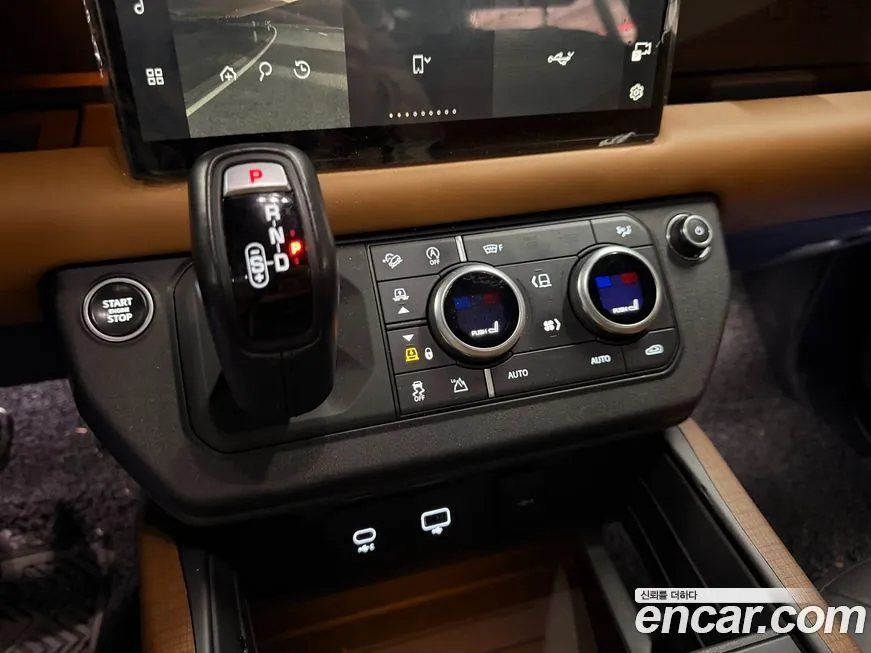Land Rover Defender 2023 из KR, фото 9