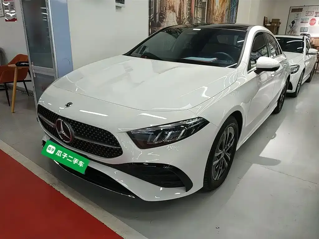 Mercedes-Benz A-Class 2024 из CN, фото 4