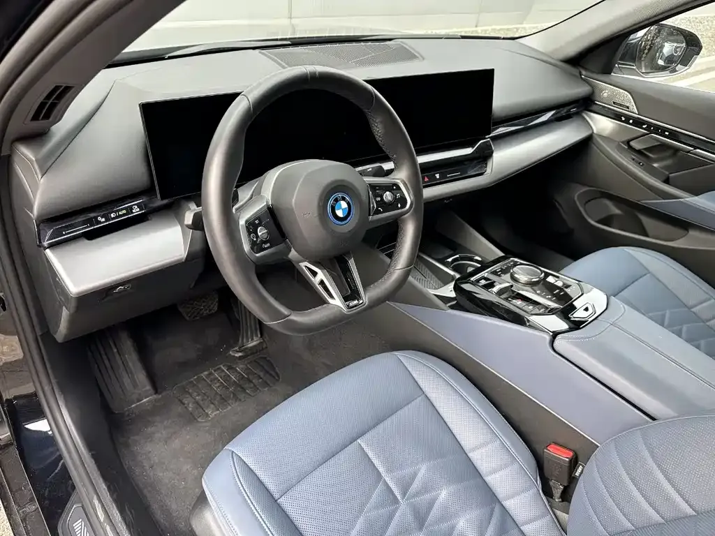 BMW i5 2024 из CN, фото 9