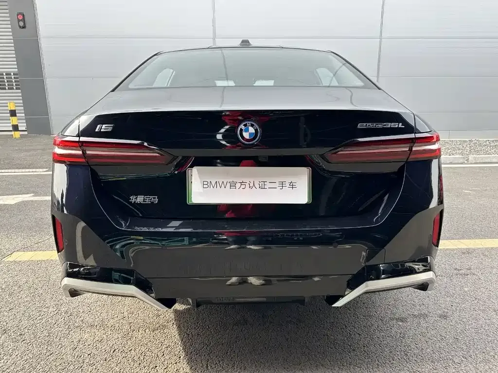 BMW i5 2024 из CN, фото 3