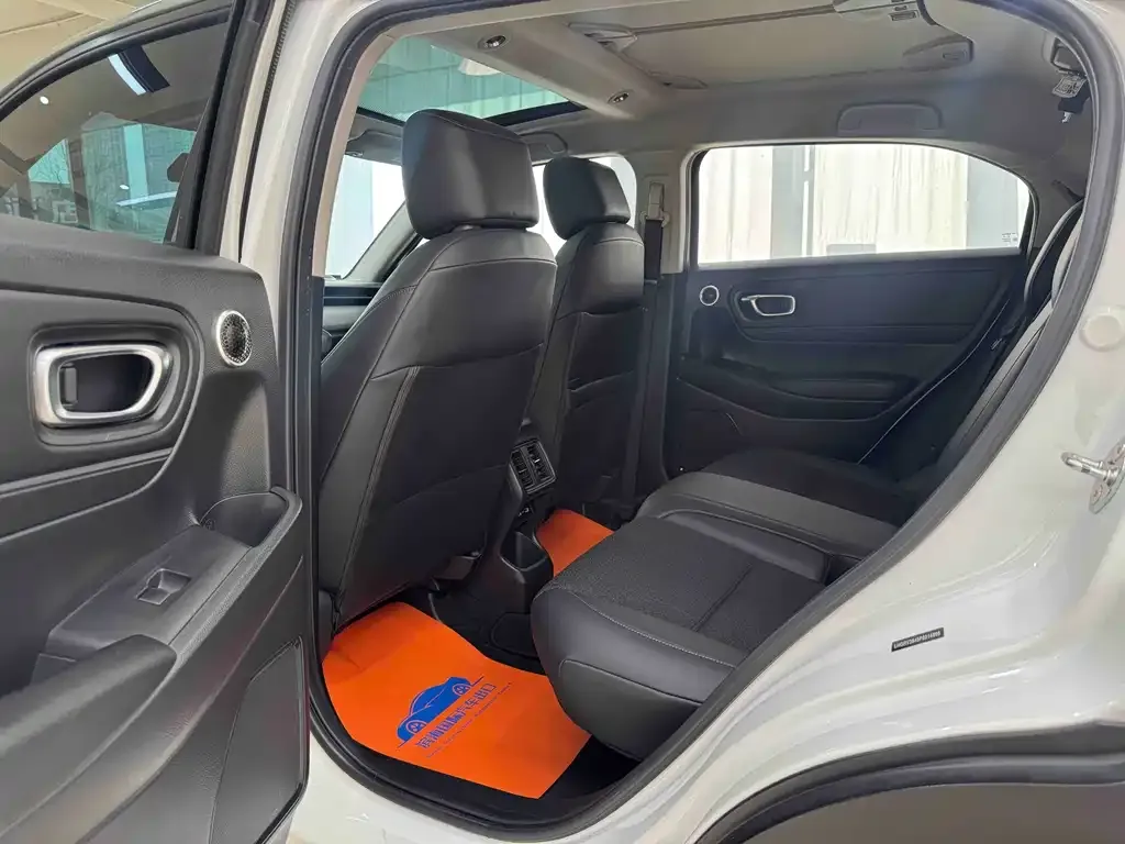 Honda Vezel 2023 из CN, фото 10