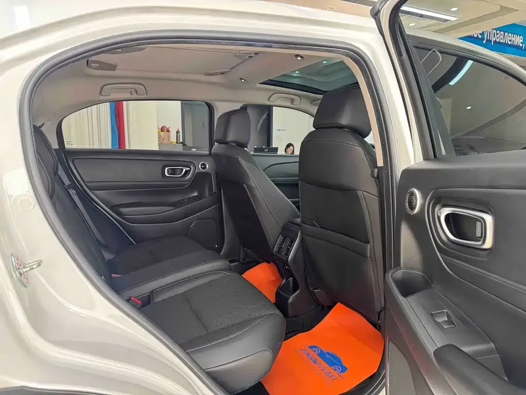 Honda Vezel 2023 из CN, фото 7