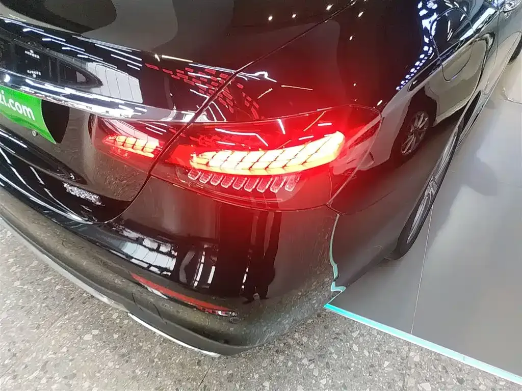 Mercedes-Benz E-Class 2022 из CN, фото 3