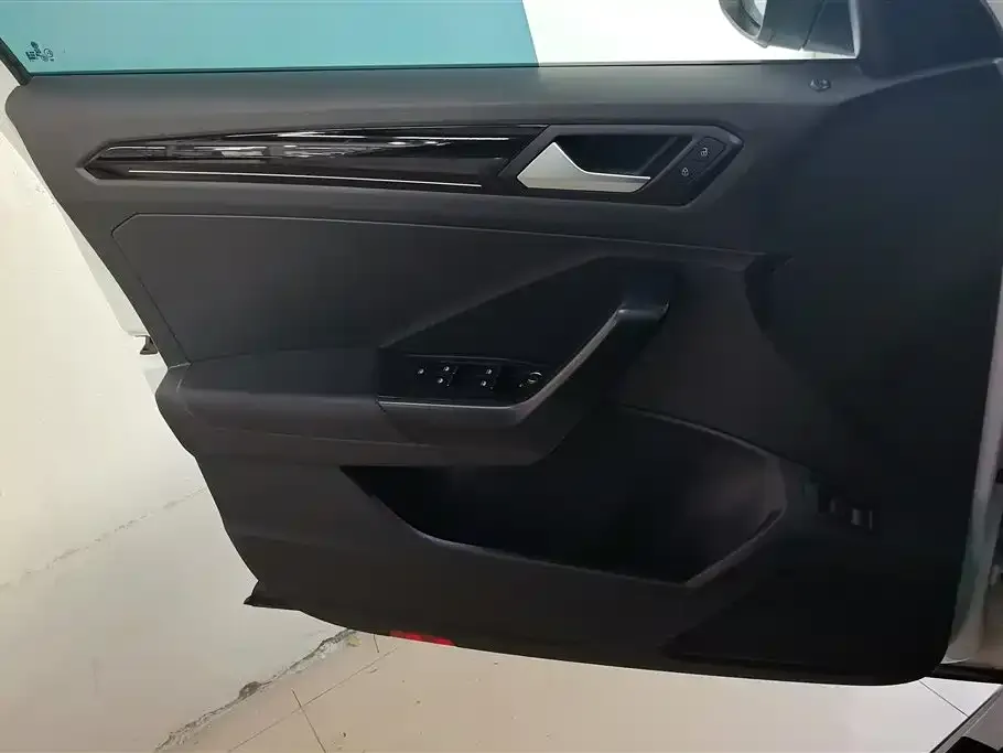 Volkswagen T-Roc 2021 из CN, фото 8