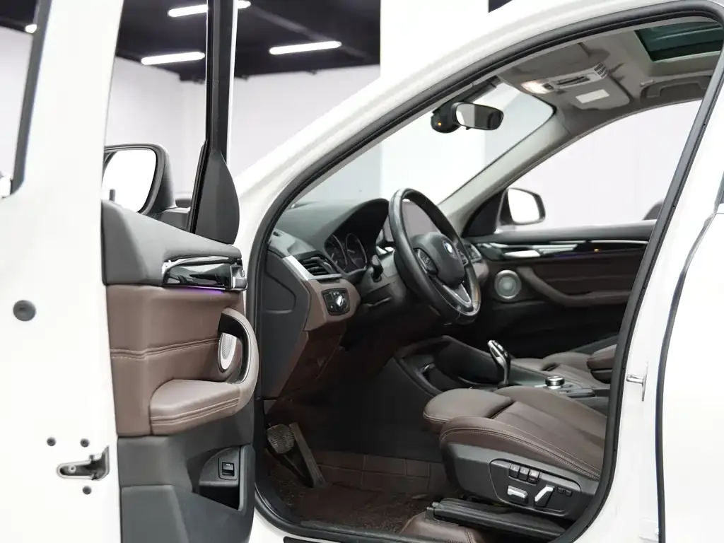 BMW X1 2022 из CN, фото 9
