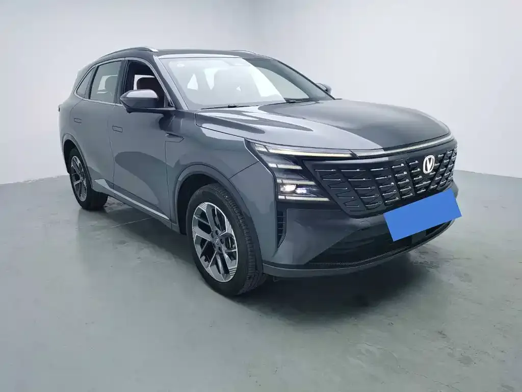 Changan CS75PLUS — фото 4