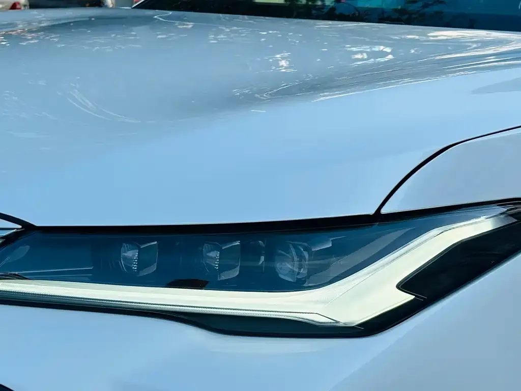 Toyota Avalon 2023 из CN, фото 2