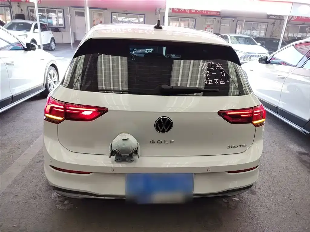 Volkswagen Golf 2024 из CN, фото 7
