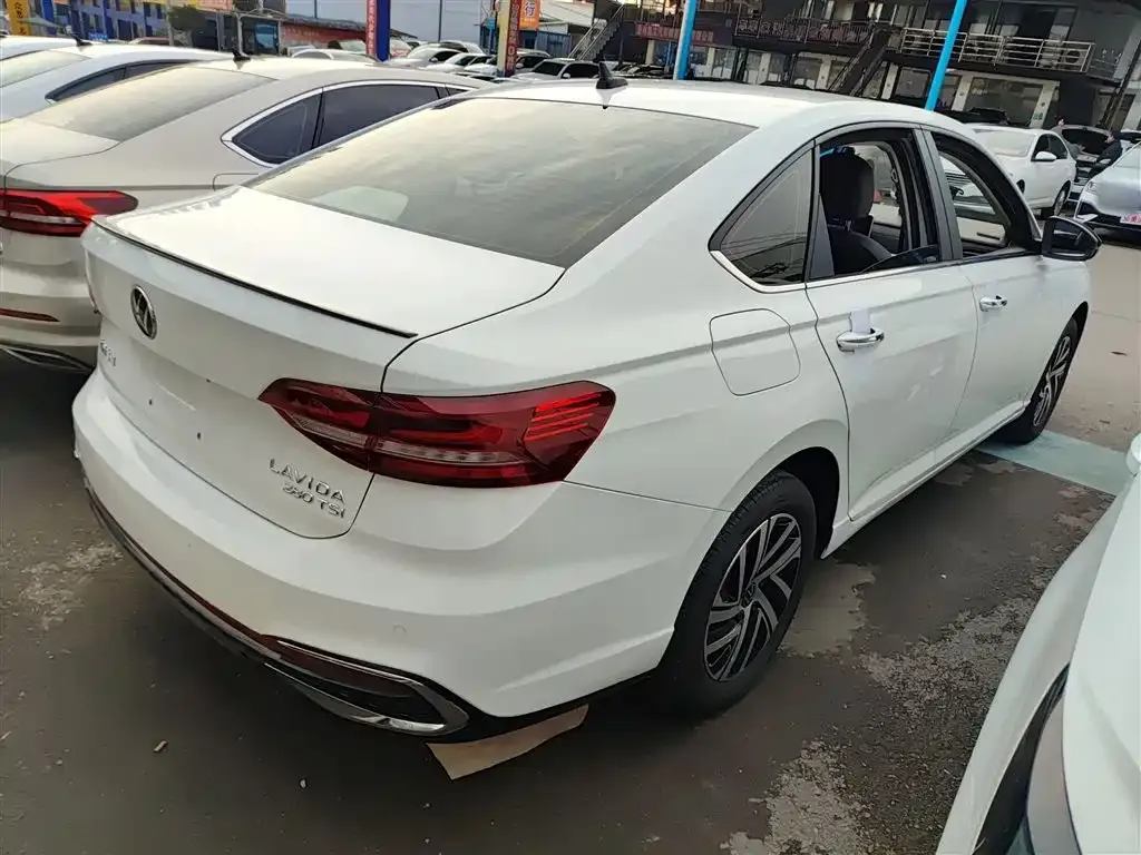 Volkswagen Lavida 2022 из CN, фото 8