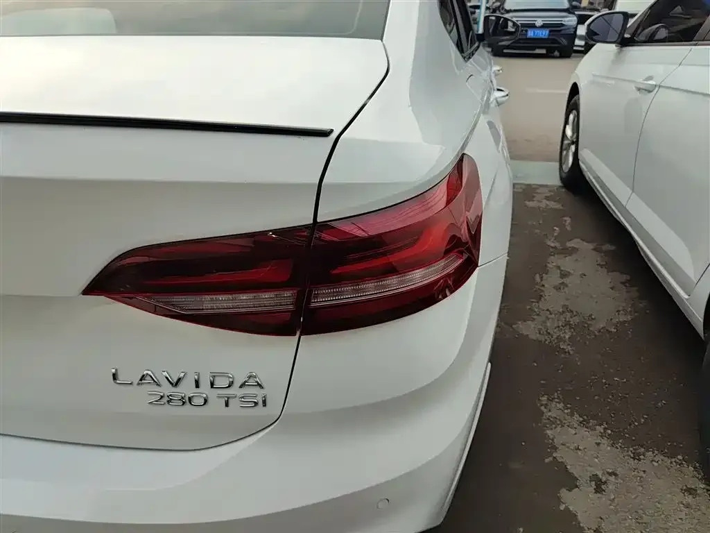 Volkswagen Lavida 2022 из CN, фото 6