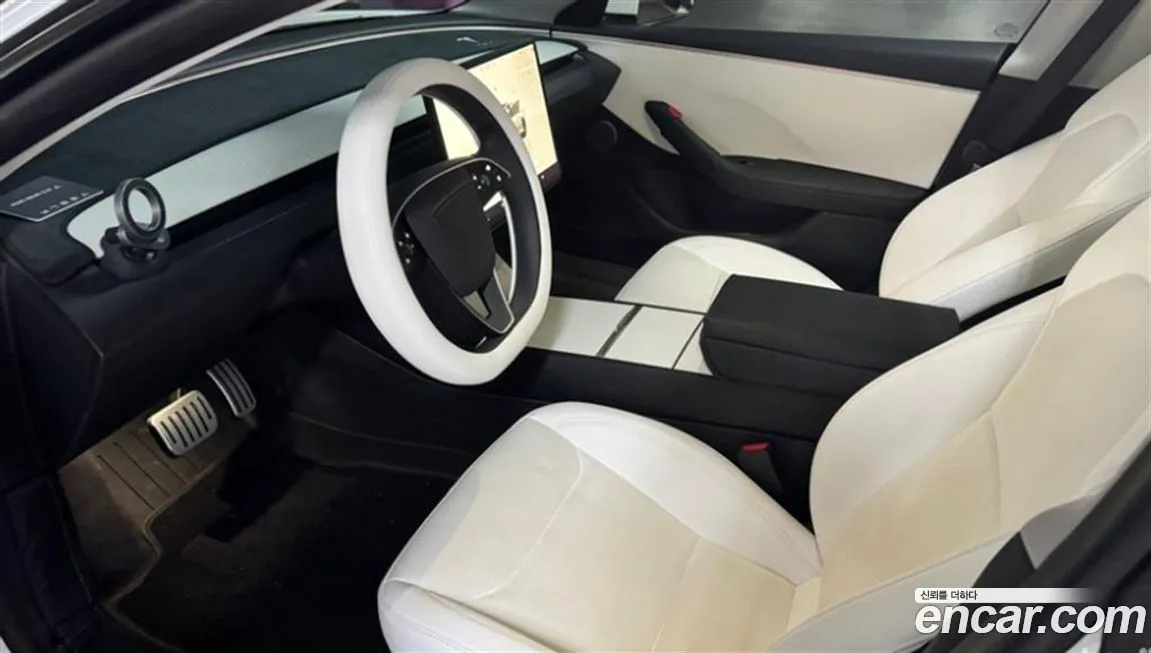 Tesla Model 3 2024 из KR, фото 6