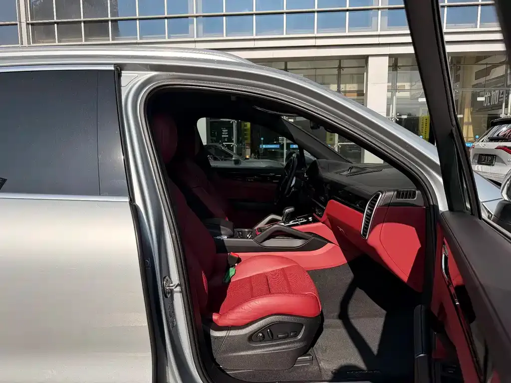 Porsche Cayenne 2022 из CN, фото 4