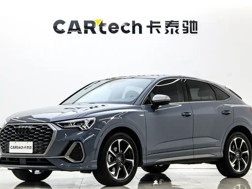 Audi Q3 Sportback — фото 1