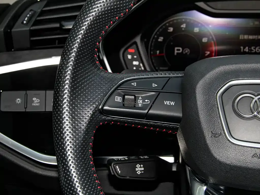 Audi Q3 Sportback — фото 4