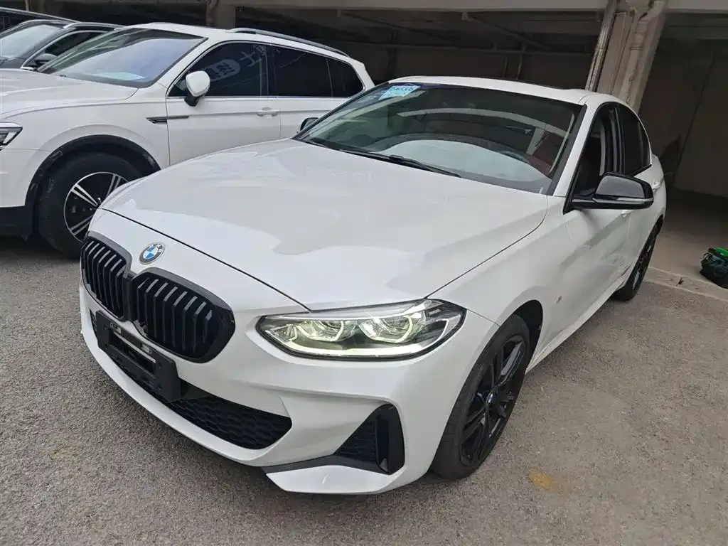 BMW 1 Series 2022 из CN, фото 6