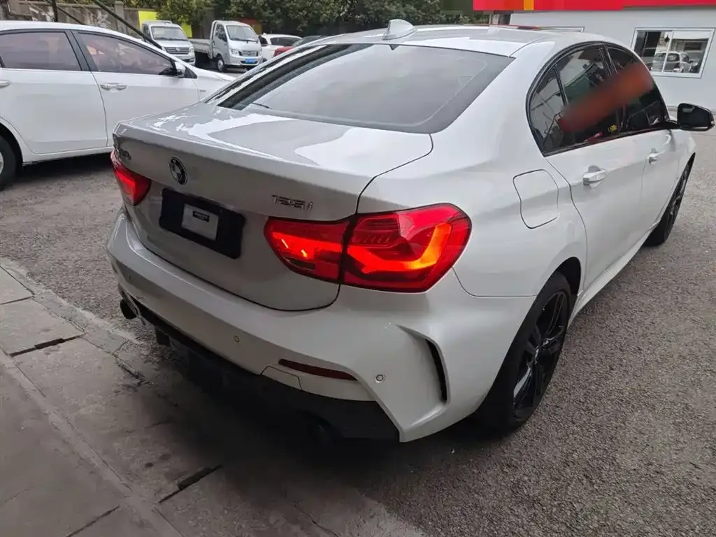 BMW 1 Series 2022 из CN, фото 10
