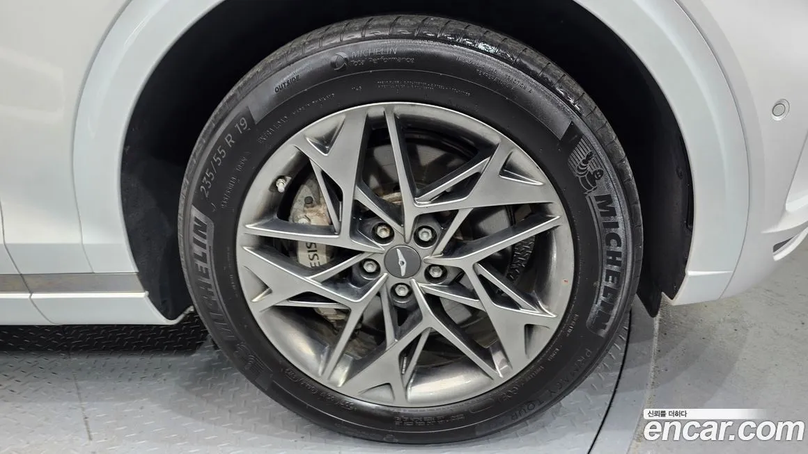 Genesis GV70 2024 из KR, фото 3
