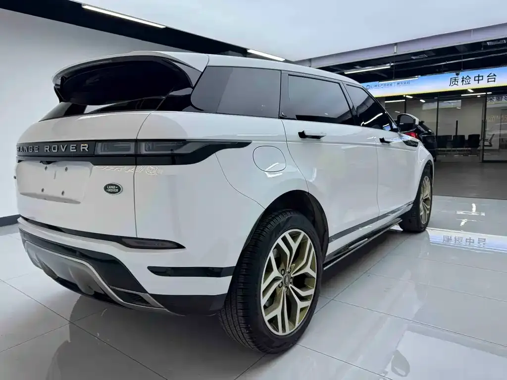 Land Rover Evoque — фото 7