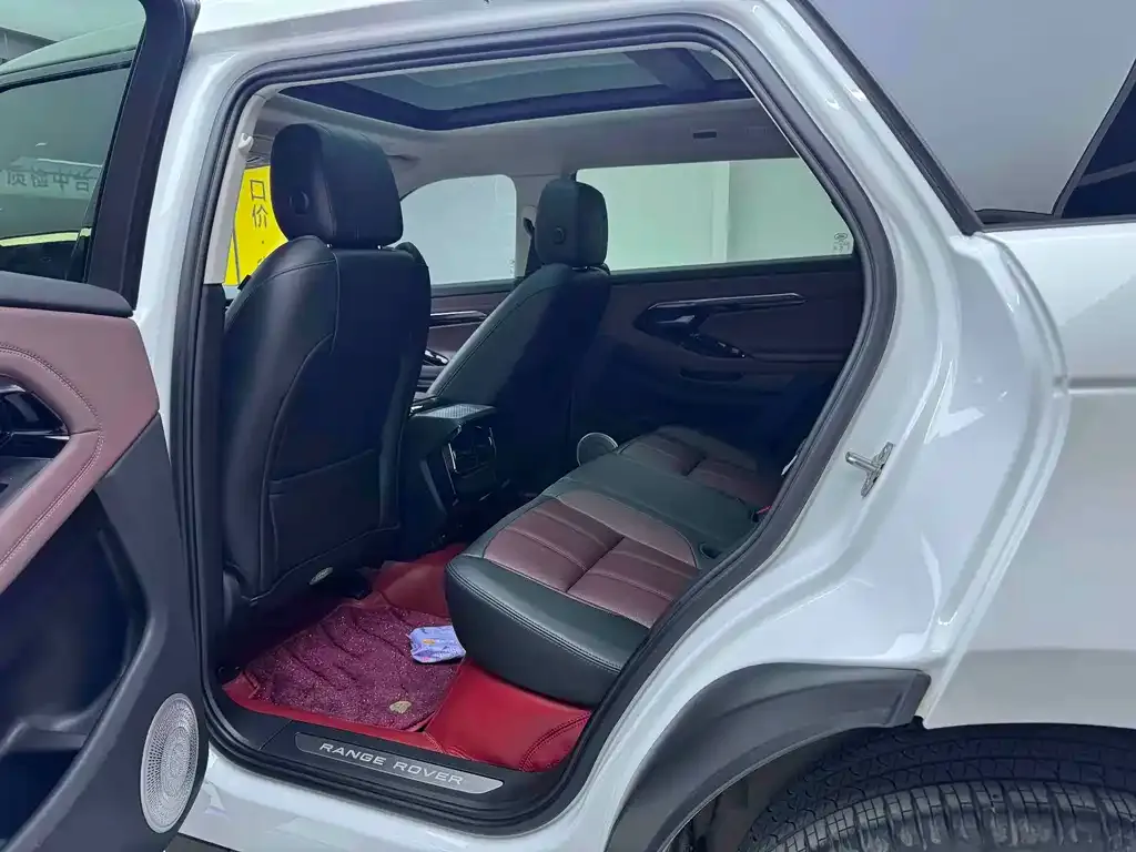 Land Rover Evoque — фото 6