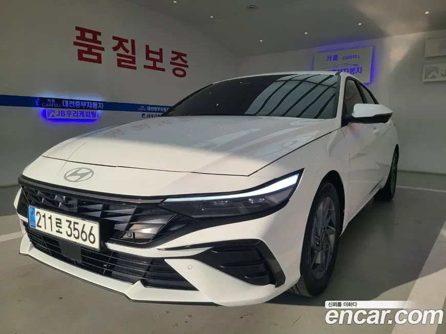 Hyundai AVANTE — фото 1