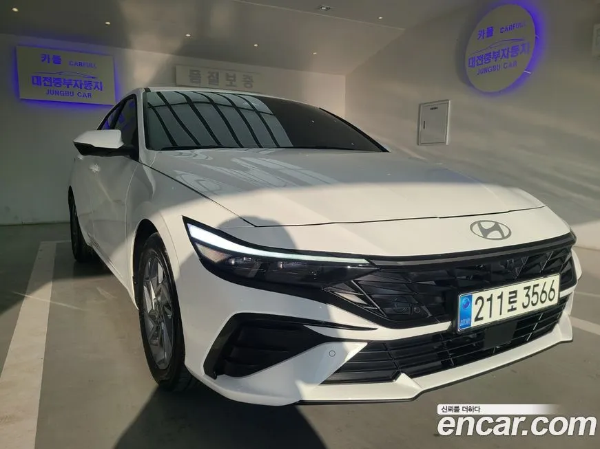 Hyundai AVANTE — фото 3