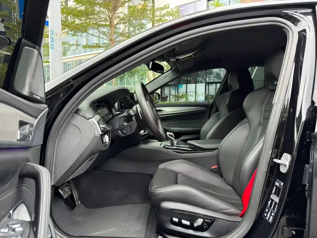 BMW M5 2021 из CN, фото 9