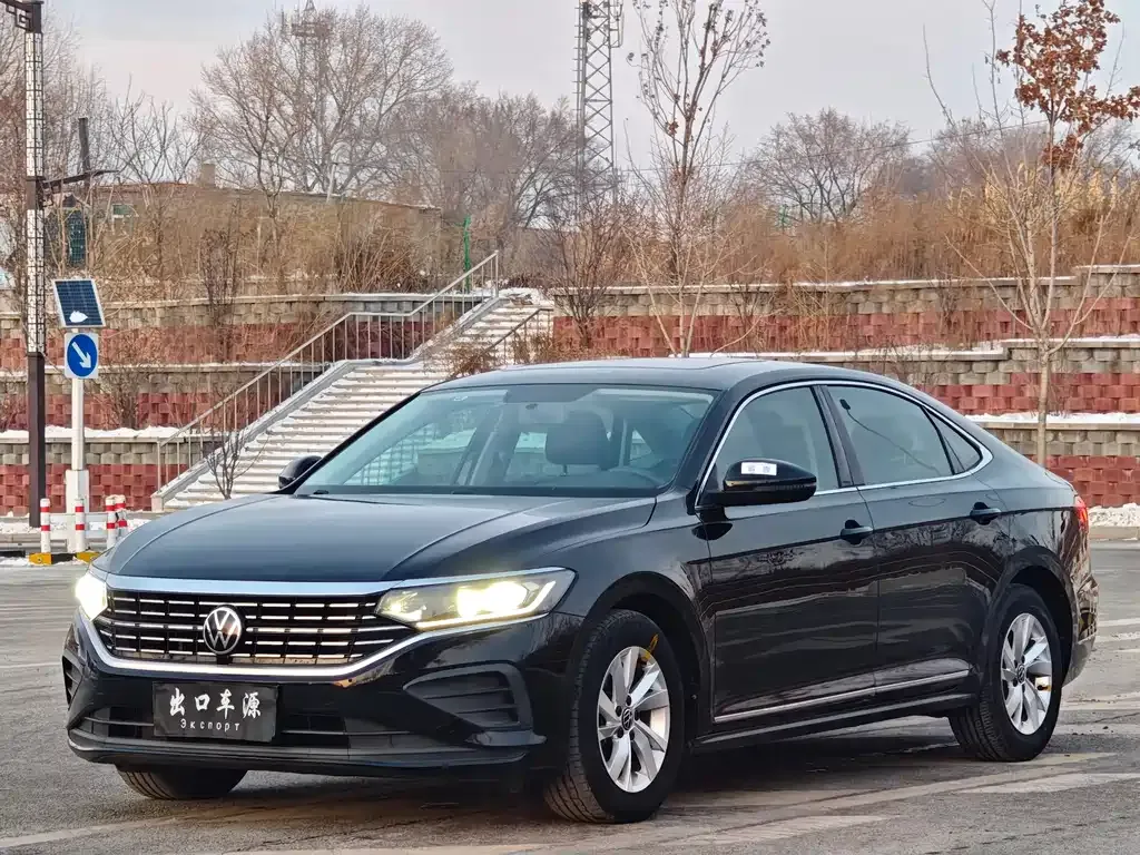 Volkswagen Passat 2022 из CN, фото 1