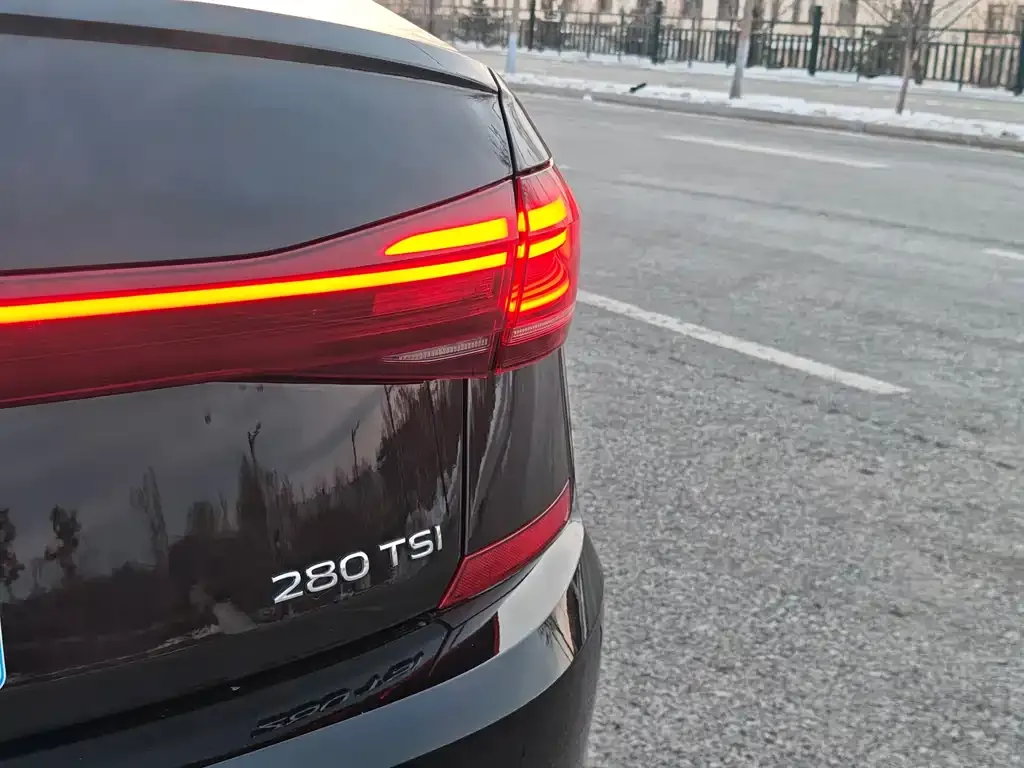 Volkswagen Passat 2022 из CN, фото 4