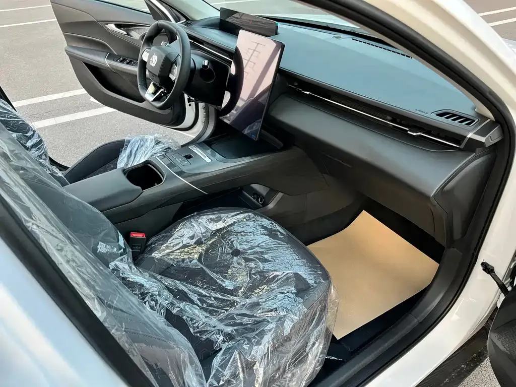 Changan Eado PHEV 2025 из CN, фото 10