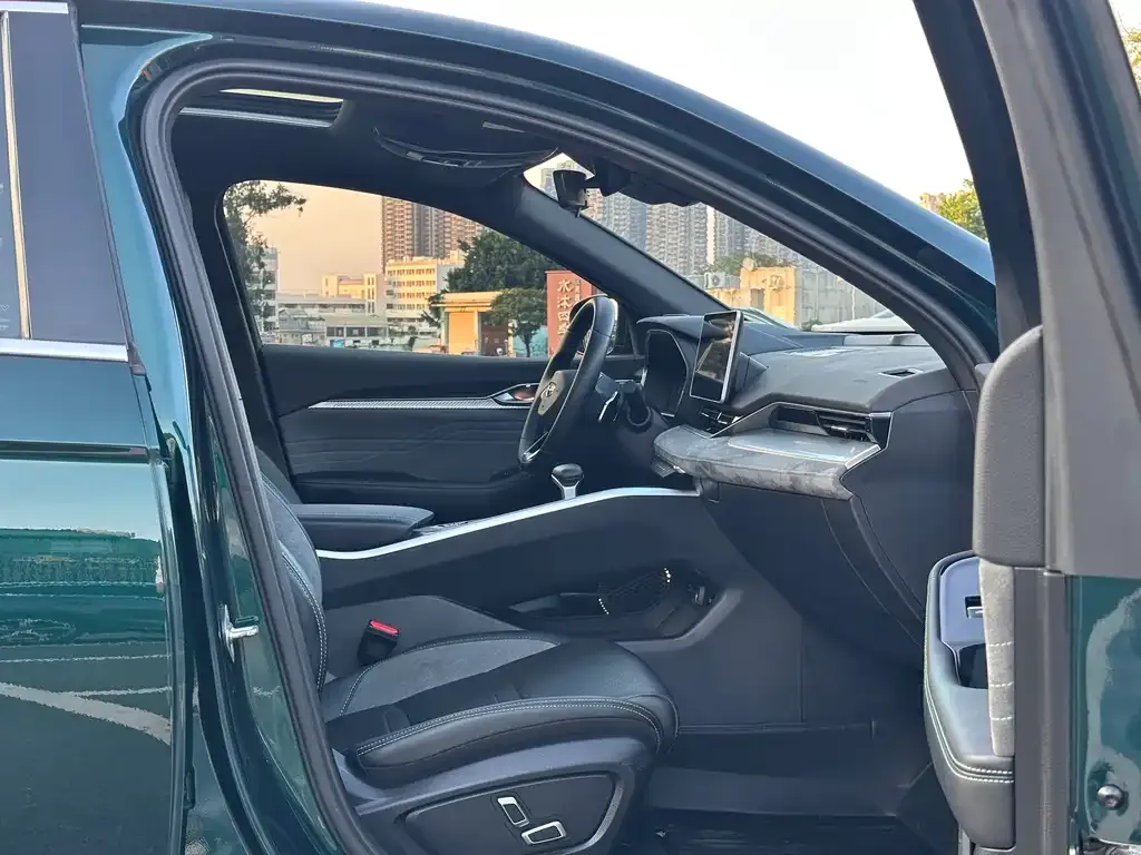 Geely Xingrui 2023 из CN, фото 5