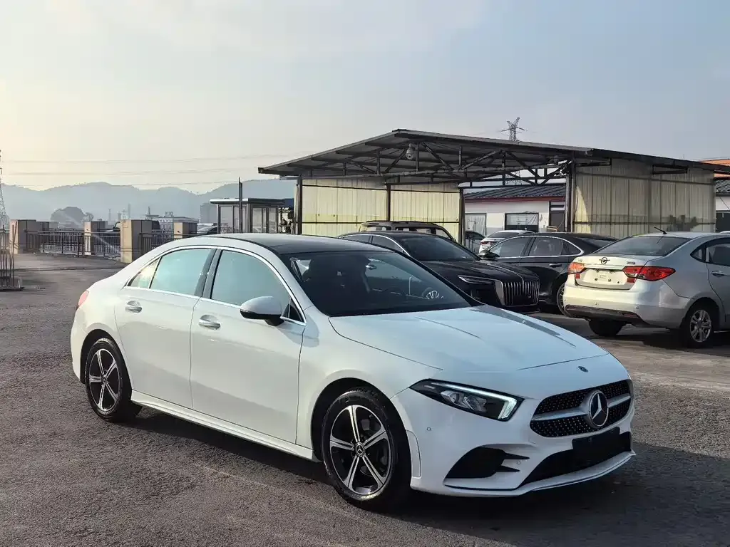 Mercedes-Benz A-Class 2023 из CN, фото 3