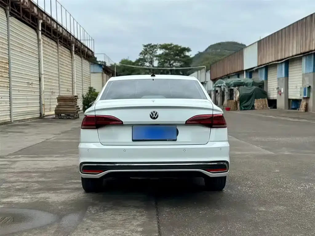 Volkswagen Bora 2023 из CN, фото 6