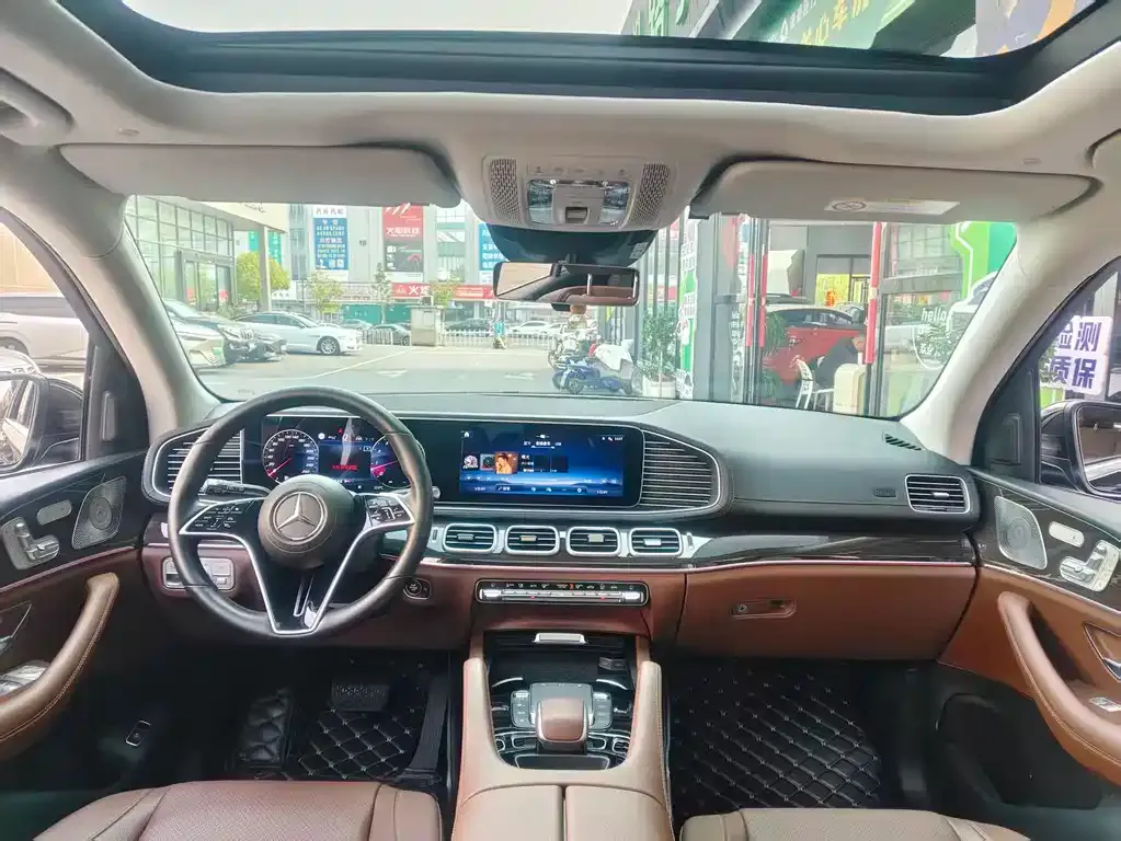 Mercedes-Benz GLE — фото 9