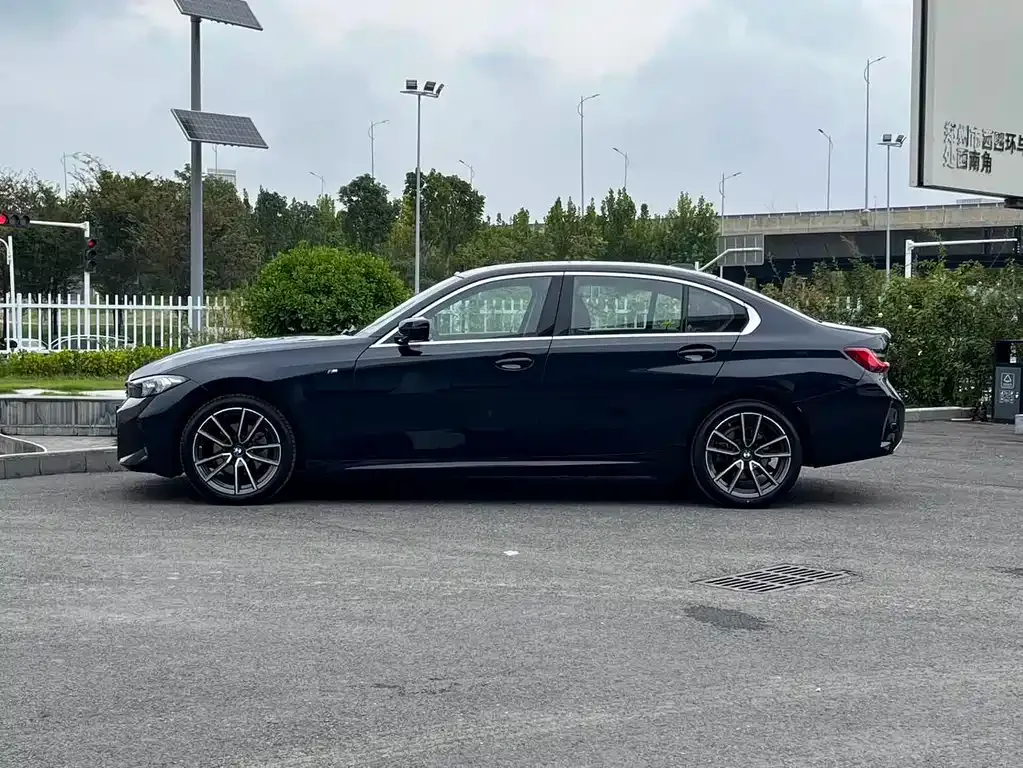 BMW 3 Series 2025 из CN, фото 10