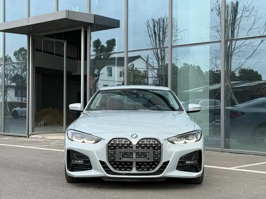 BMW 4 Series 2021 из CN, фото 3