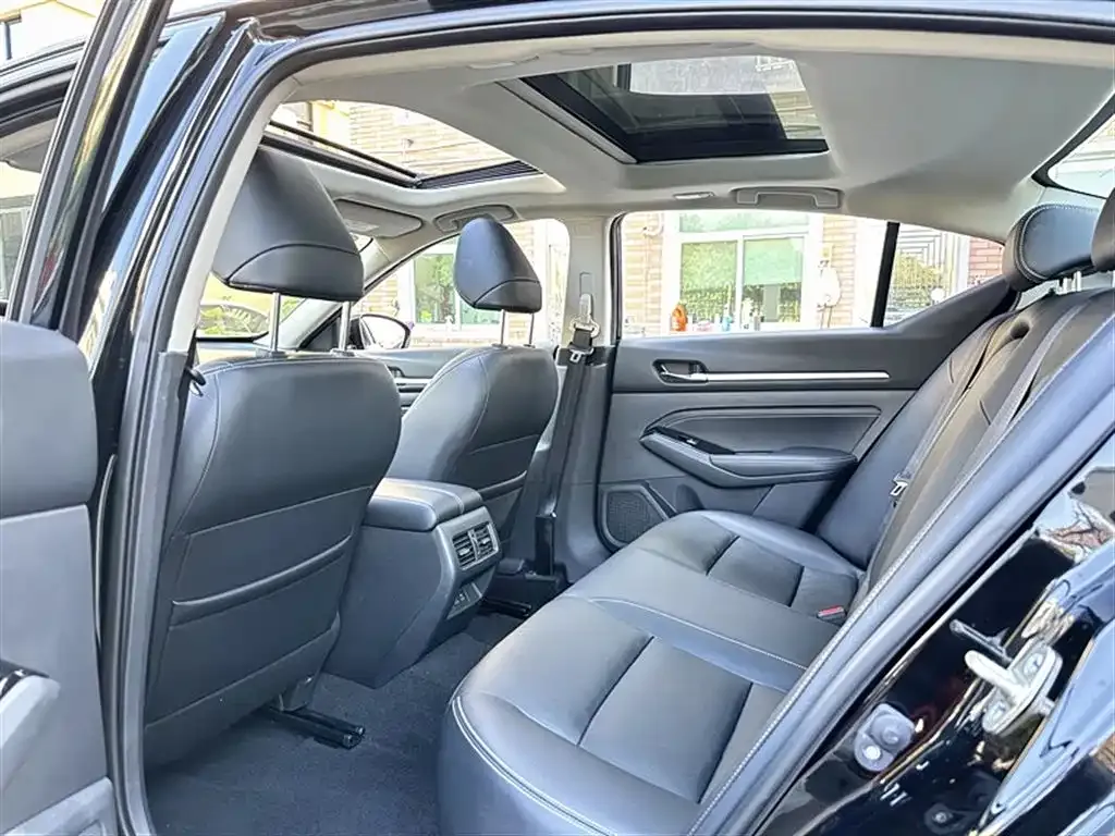 Nissan Teana 2023 из CN, фото 6