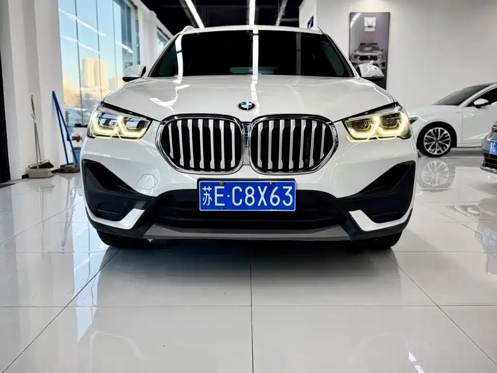 BMW X1 — фото 2
