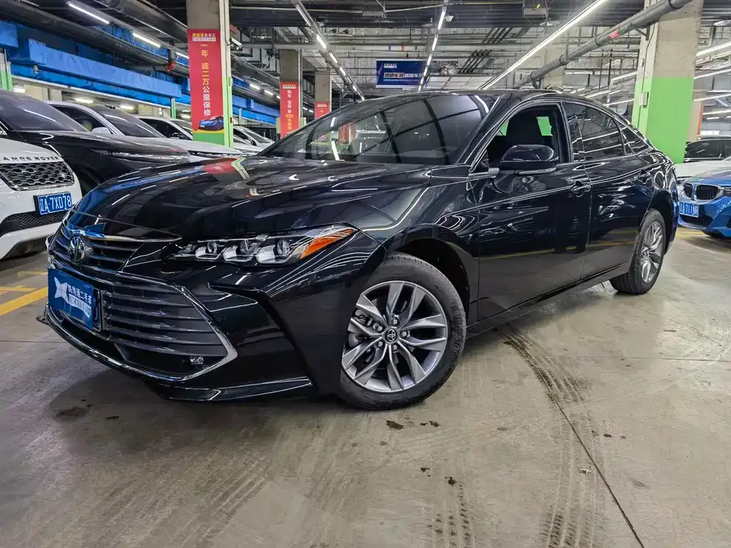 Toyota Avalon 2022 из CN, фото 1