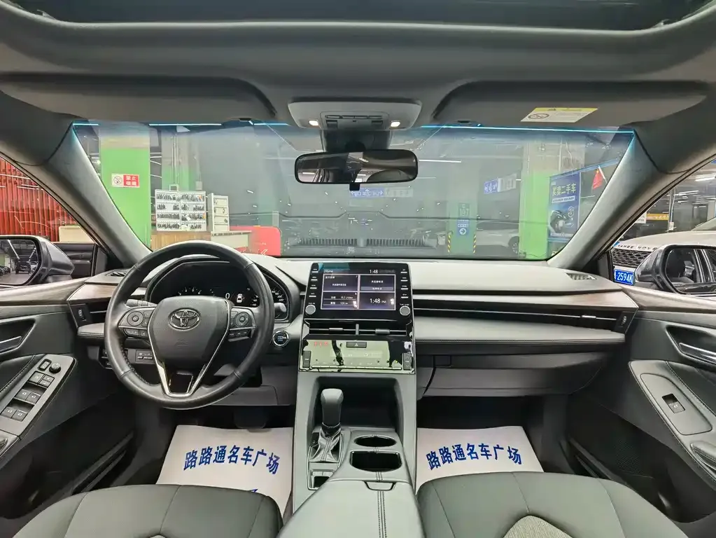 Toyota Avalon 2022 из CN, фото 7